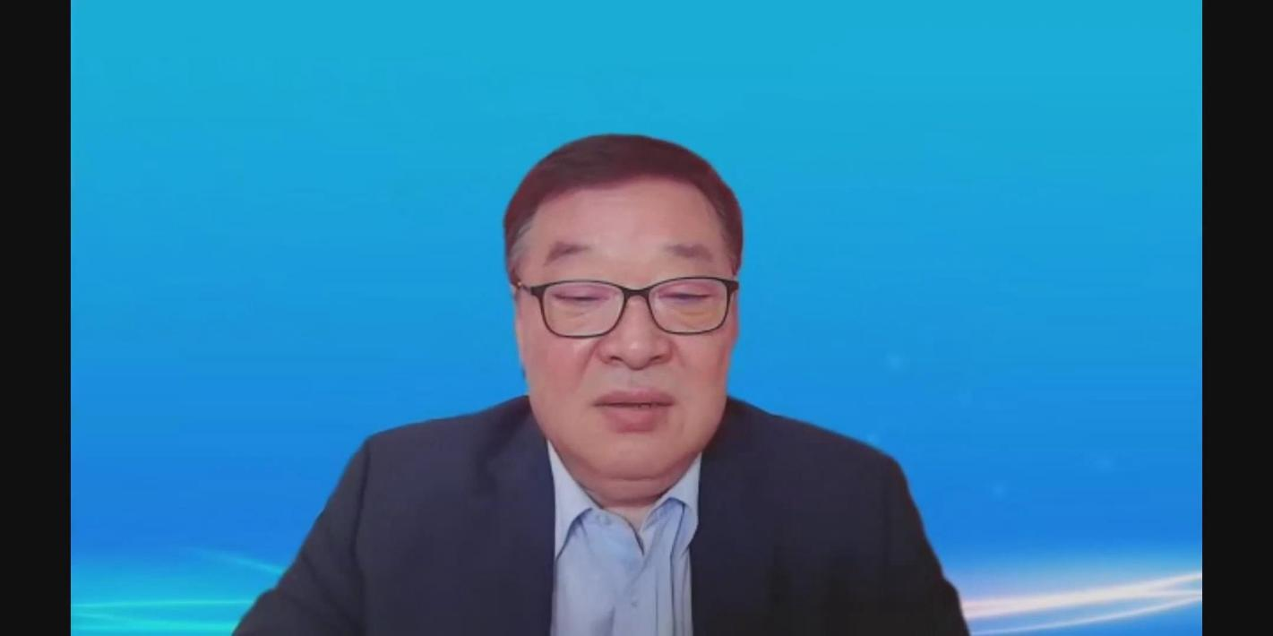 梁万年教授